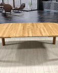Table de salle à manger ronde à rallonge en chêne massif Victoria | VESKOR