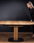 Table de salle à manger à rallonge en bois massif LUNA | KARPIS