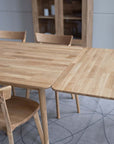 Table de salle à manger à rallonge en chêne massif MALMO 2 | VESKOR