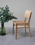 Lot de 2 ou 4 chaises de salle à manger en bois de chêne KODAMA | VESKOR