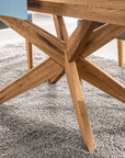 Table à manger à rallonges avec pieds croisés en chêne massif VELLE 39 | LoftStory