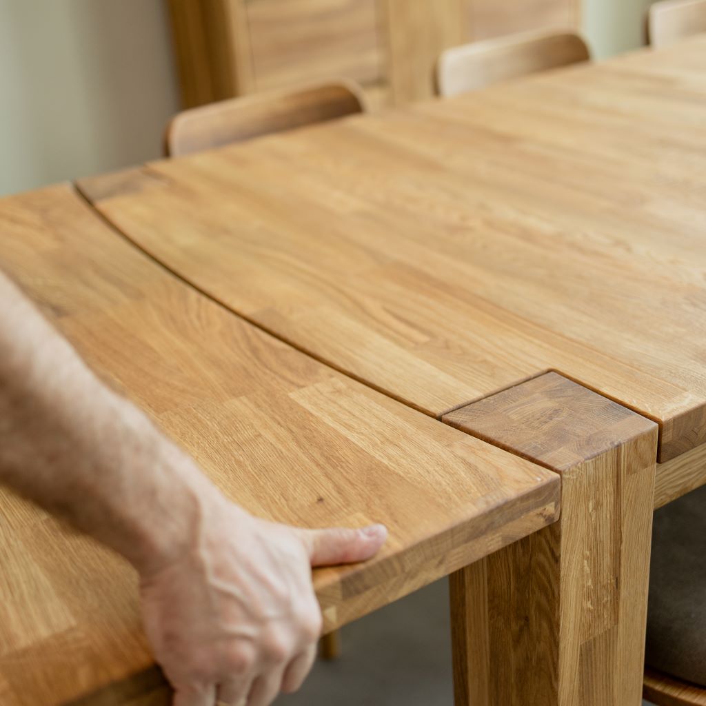 Table de salle à manger rectangulaire extensible en chêne BALDER jusqu'à 5 m | VESKOR