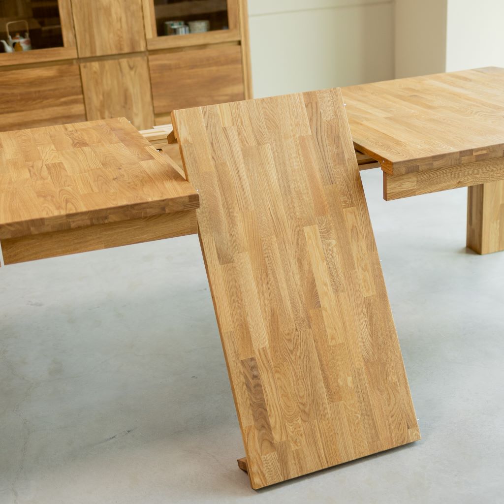 Table de salle à manger rectangulaire extensible en chêne BALDER jusqu'à 5 m | VESKOR