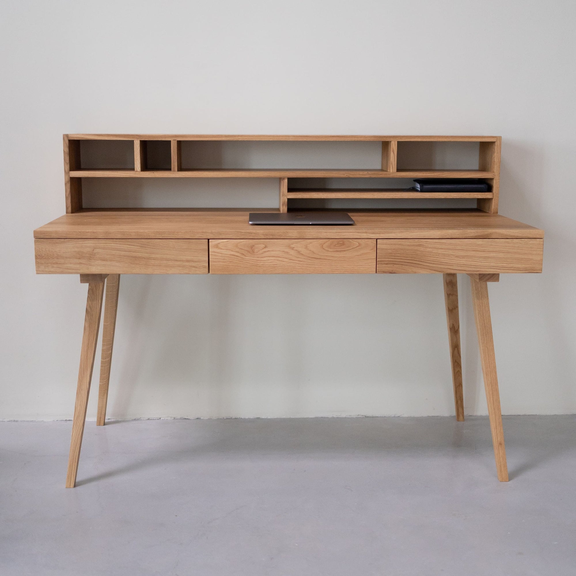 Table à écrire en chêne massif MALMO 2 | VESKOR