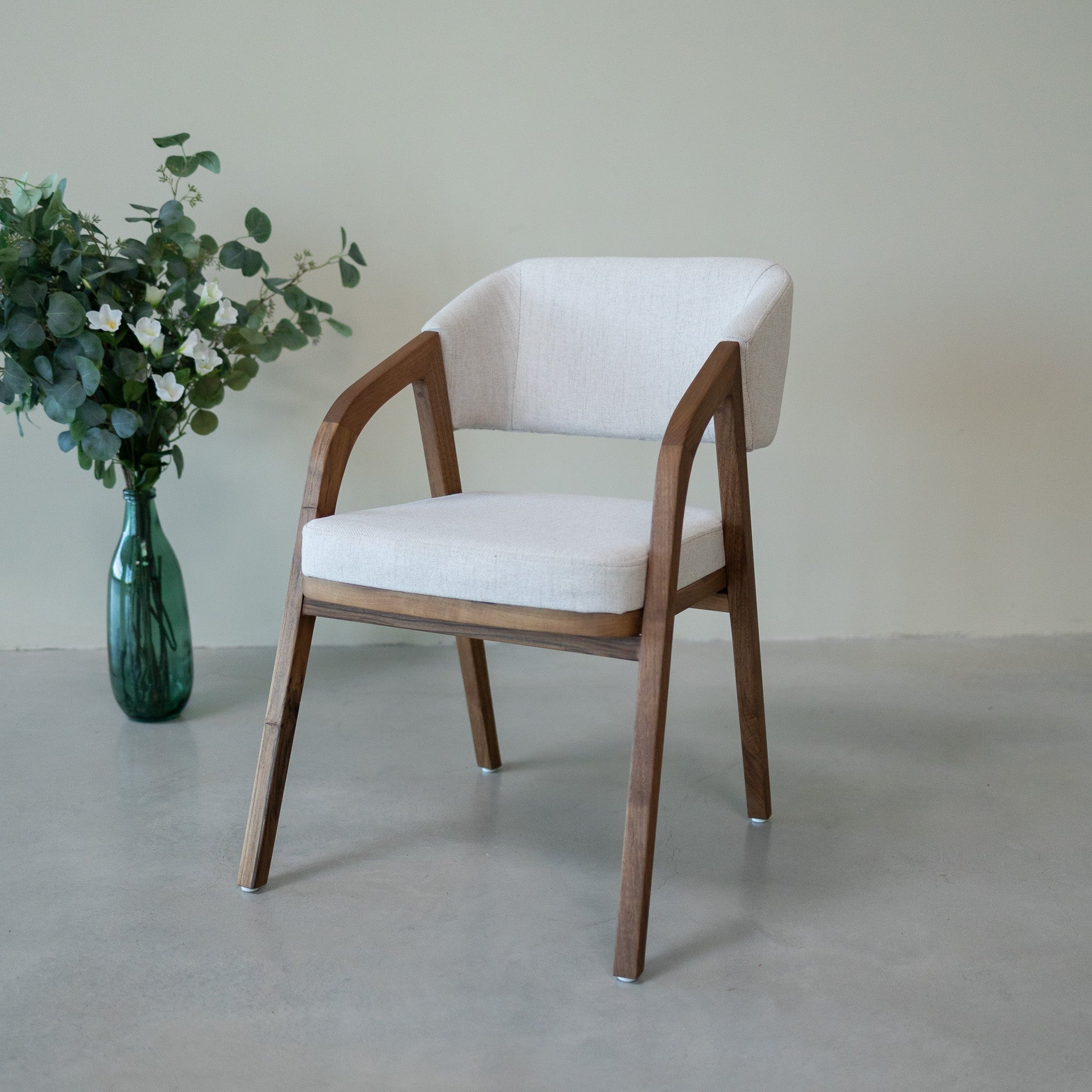 Chaise en bois massif chêne ou noyer SUÈDE | VESKOR