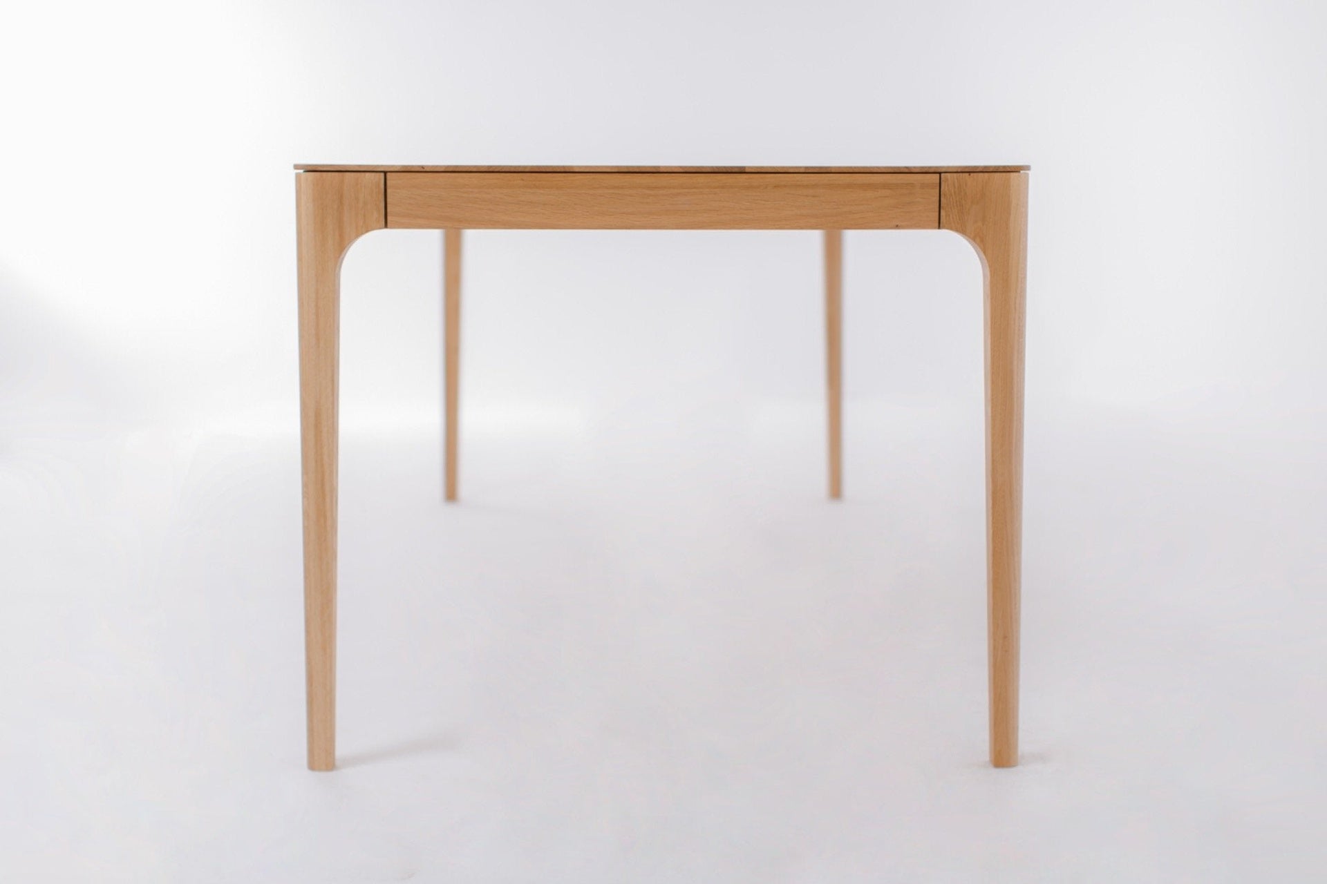 Table de salle à manger à rallonge en bois massif CREATIV | KARPIS
